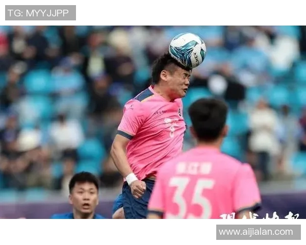 聚焦足球球星马累从草根奋斗到绿茵赛场传奇崛起之路